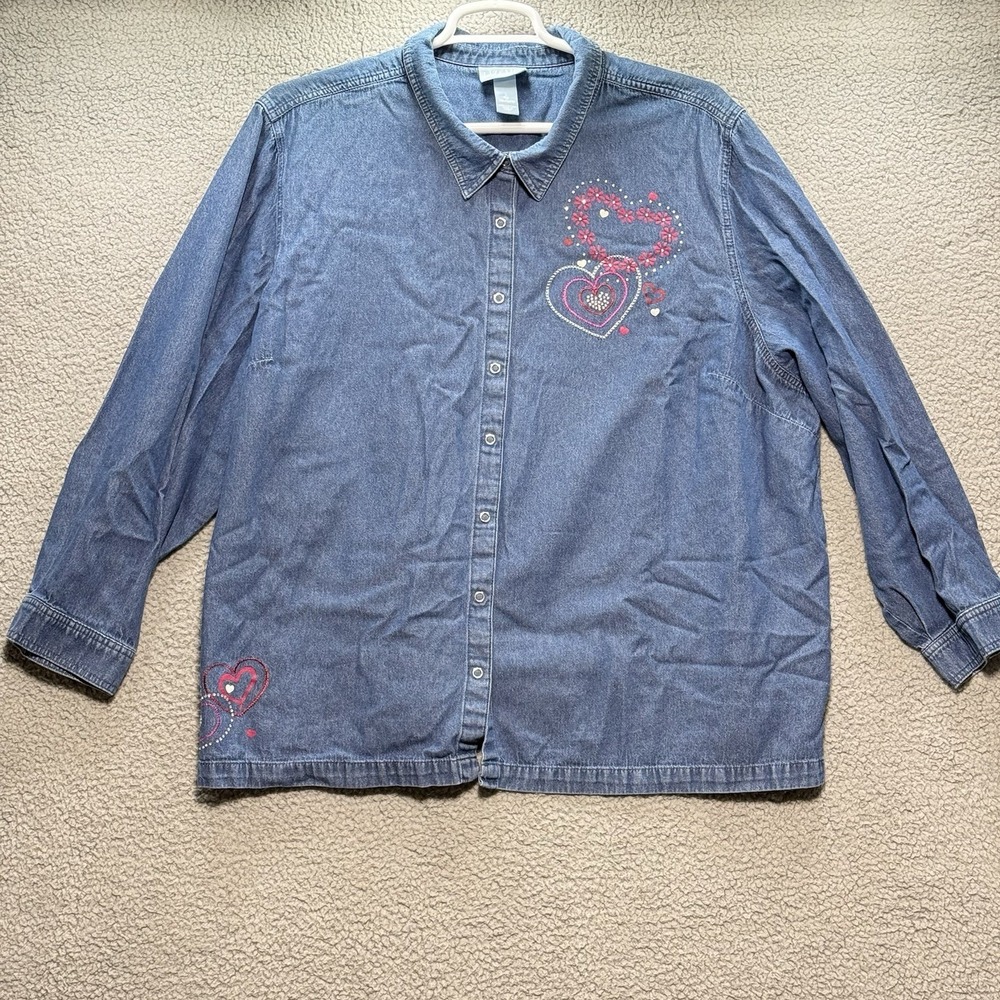 Liz & Me Denim Shirt Women Size 4X 28 Embroidered Hearts Rhinestones XOXO